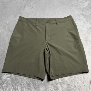 The North Face Shorts Mens Size 38 Green Hiking Outdoor‎ Casual Classic Camping